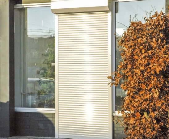 Рольставни на двери в Ипатово